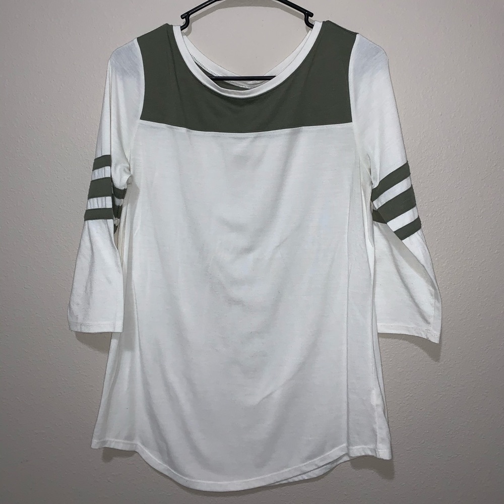 Women’s shirt